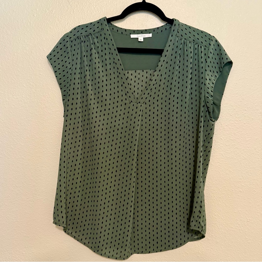 Fun 2 Fun Olive Green Patterned Blouse